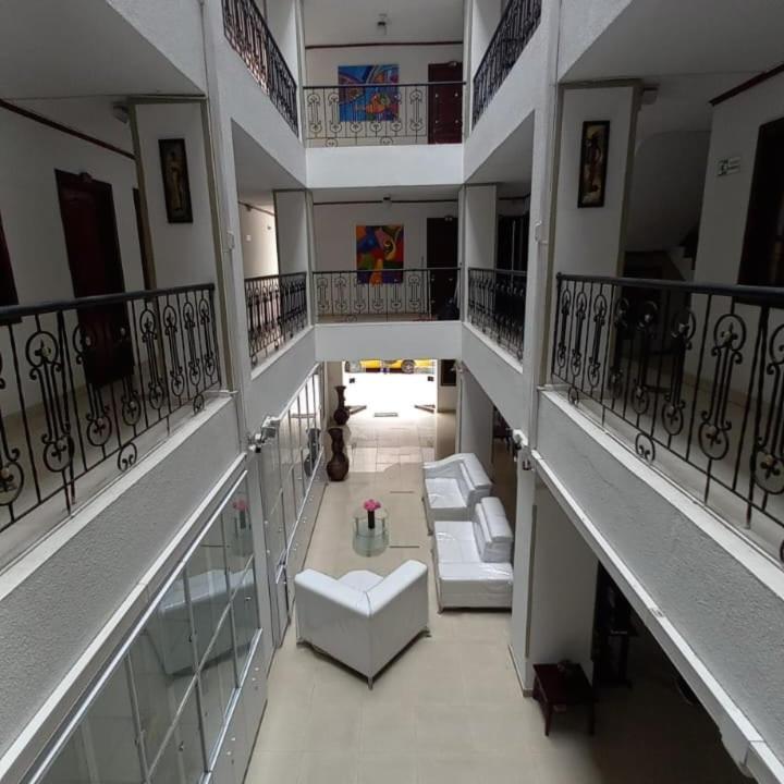 Hotel Davinci Calarcá Esterno foto