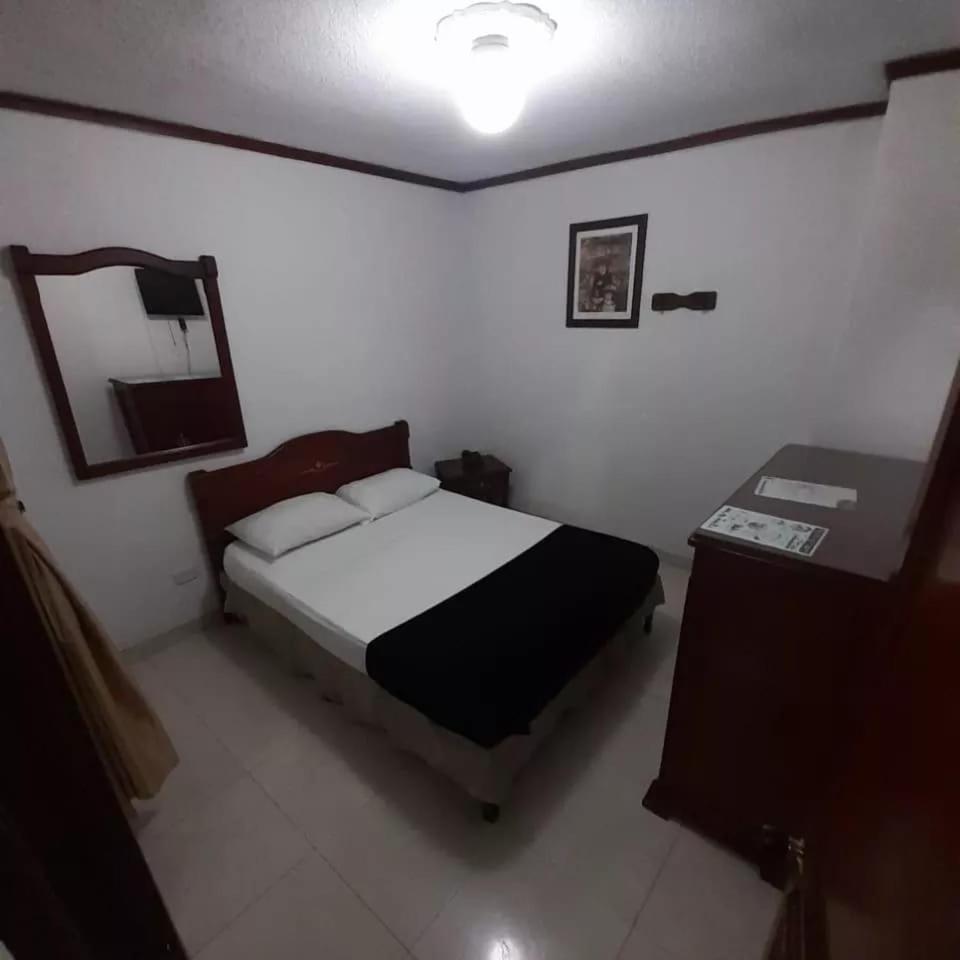 Hotel Davinci Calarcá Esterno foto